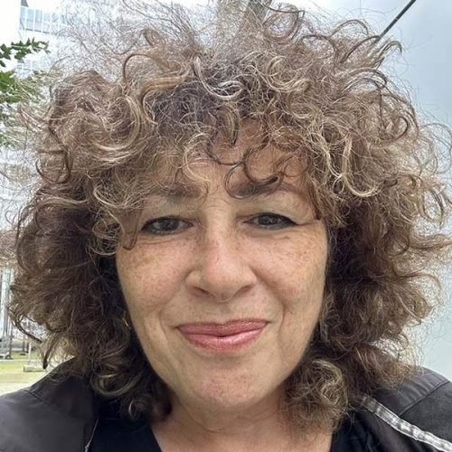 Contact Helene Zuili